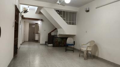 Living Room Image of 1600 Sq.ft 3 BHK Duplex for rent in DDA Sector C Pocket 6, Vasant Kunj New Delhi for Rs. 78000