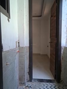 Bedroom One Image of 1550 Sq.ft 4 BHK Apartment / Flat for sale in JMD Siddhi Vinayak, Sector 73 Noida for Rs. 8500006