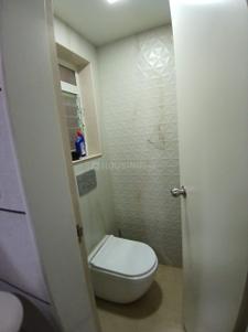Bathroom Image of 891 Sq.ft 1.5 BHK Apartment / Flat for rent in Bismillah Castle, Nagpada Mumbai for Rs. 70000