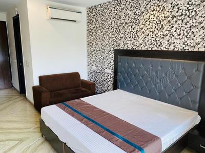 Bedroom Image of Urbanroomz in Sector 46, Gurgaon