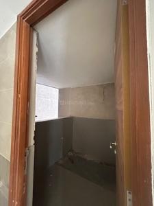 Bathroom Image of 2295 Sq.ft 3 BHK Apartment / Flat for sale in Makarba Ahmedabad for Rs. 25000000