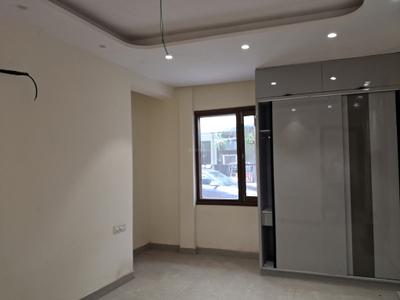 Bedroom Image of 1400 Sq.ft 3 BHK Apartment / Flat for sale in Paschim Vihar New Delhi for Rs. 19000000