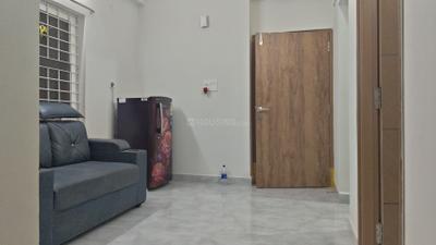 Living Room Image of 658 Sq.ft 1 BHK Apartment / Flat for rent in Kondapur Hyderabad for Rs. 25000