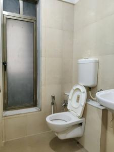 Common Bathroom Image of 1400 Sq.ft 3 BHK Apartment / Flat for rent in Kasarvadavali Thane for Rs. 50000