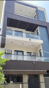 Building Image of 850 Sq.ft 1 BHK Independent House for rent in Sector 17 Gurgaon for Rs. 30100