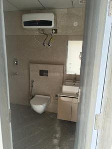 Bathroom Image of 2990 Sq.ft 3 BHK Apartment / Flat for rent in Supertech Supernova, Sector 94 Noida for Rs. 129000