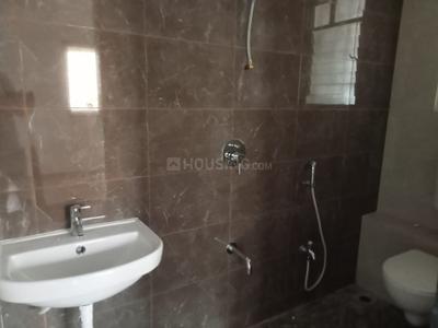 Bathroom Image of 1004 Sq.ft 2 BHK Apartment / Flat for sale in Moze Skyways Esfera 2, Lohegaon Pune for Rs. 7500000