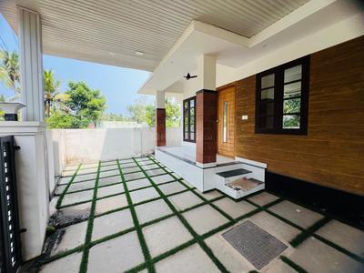 Balcony Image of 2000 Sq.ft 4 BHK Independent House for sale in Kakkanad Kochi for Rs. 9900000