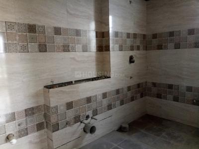 Bathroom Image of 3100 Sq.ft 4 BHK Apartment / Flat for sale in kirpa Majestic, Khar West Mumbai for Rs. 169000000