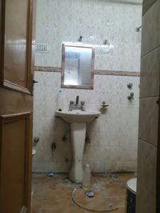 Common Bathroom Image of 2600 Sq.ft 3 BHK Builder Floor for rent in Sector 36 Faridabad for Rs. 35000