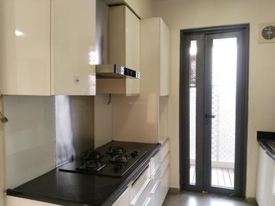 Kitchen Image of 1450 Sq.ft 3 BHK Apartment / Flat for sale in Khar West Mumbai for Rs. 75000000