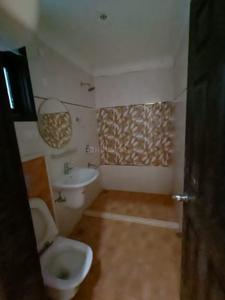 Bathroom Image of 1850 Sq.ft 3 BHK Apartment / Flat for sale in Fortune Victoria Heights, Dhakoli Zirakpur for Rs. 11000000