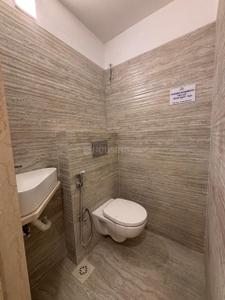 Bathroom Image of 1459 Sq.ft 3 BHK Apartment / Flat for sale in Gurukrupa Alaknanda, Juhu Mumbai for Rs. 87500000