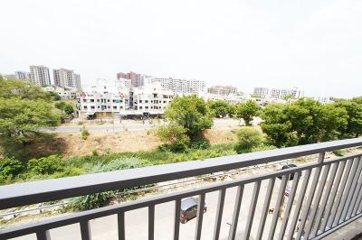 Balcony Image of 1665 Sq.ft 3 BHK Apartment / Flat for sale in Vavol Gandhinagar for Rs. 5800000