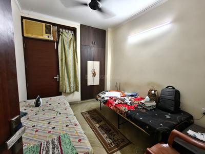 Bedroom Image of 500 Sq.ft 1 BHK Builder Floor for rent in Ramesh Nagar New Delhi for Rs. 24500