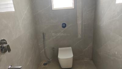 Image of 800 Sq.ft 2 BHK Apartment / Flat for rent in Andheri West, Mumbai for Rs. 90000