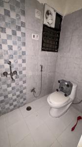 Bathroom Image of 2100 Sq.ft 3 BHK Apartment / Flat for rent in Bhuwana Udaipur for Rs. 25000