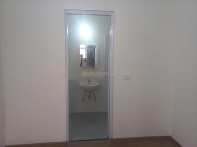 Bathroom Image of 1388 Sq.ft 3 BHK Apartment / Flat for rent in Jaypee Kosmos, Sector 134 Noida for Rs. 27000