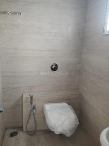 Bathroom Image of 1650 Sq.ft 3 BHK Apartment / Flat for rent in Shree Nagar Nagpur for Rs. 30000