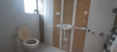 Bathroom Image of 1450 Sq.ft 3 BHK Apartment / Flat for sale in Sunpharma Road Vadodara for Rs. 5100000