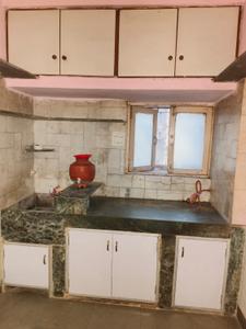Kitchen Image of 750 Sq.ft 1 BHK Apartment / Flat for rent in Gunjan Vapi for Rs. 6500