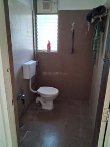 Bathroom Image of 1500 Sq.ft 3 BHK Apartment / Flat for rent in Paldi Ahmedabad for Rs. 40000