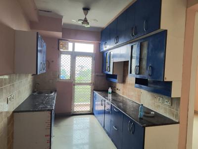 Kitchen Image of 1349 Sq.ft 3 BHK Apartment / Flat for rent in Gardenia Glory, Sector 46 Noida for Rs. 36500