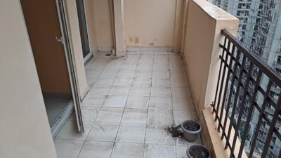 Balcony Image of 875 Sq.ft 2 BHK Apartment / Flat for sale in Ajnara Le Garden, Noida Extension Greater Noida for Rs. 6700000