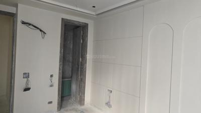 Bedroom Image of 1800 Sq.ft 3 BHK Builder Floor for sale in Chittaranjan Park New Delhi for Rs. 63000000