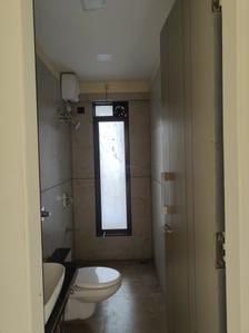 Image of 850 Sq.ft 2 BHK Apartment / Flat for rent in Khar West, Mumbai for Rs. 110000