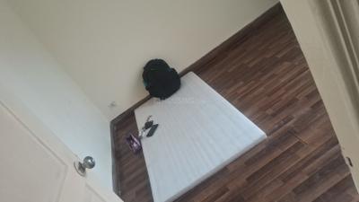 Bedroom Image of 825 Sq.ft 2 BHK Apartment / Flat for sale in Paras Tierea, Sector 137 Noida for Rs. 6900000