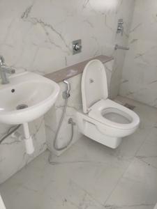 Common Bathroom Image of 825 Sq.ft 2 BHK Apartment / Flat for rent in Srishti Keshav Srishti, Bhandup West Mumbai for Rs. 45000