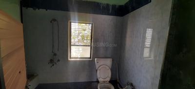 Bathroom Image of 2000 Sq.ft 4 BHK Independent House for rent in Khutwad Nagar Nashik for Rs. 35000