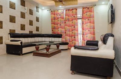 Hall Image of Shukla Nest 76 in Sector 76, Noida