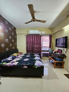Bedroom Image of 1250 Sq.ft 3 BHK Apartment / Flat for sale in Popular Paradise, Gota Ahmedabad for Rs. 9000000
