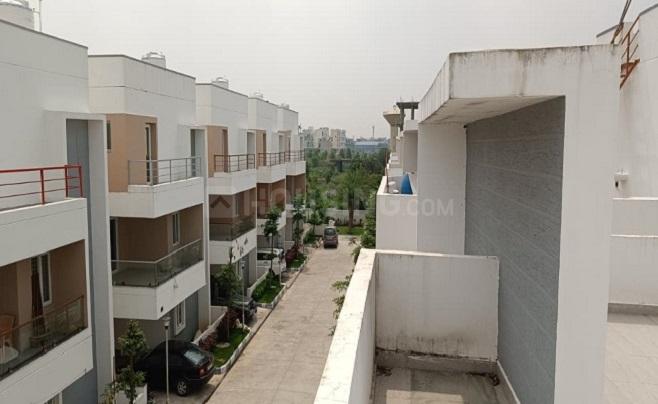 Praneeta Singapur Town Main Image 1