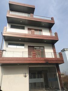 Building Image of 3600 Sq.ft 8 BHK Independent House for sale in Siddharth Vihar Ghaziabad for Rs. 31500000