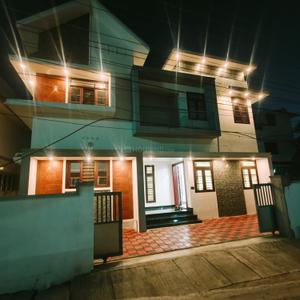 Image of 1500 Sq.ft 3 BHK Independent House for rent in Thrippunithura, Kochi for Rs. 30000