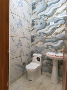 Common Bathroom Image of 970 Sq.ft 2 BHK Builder Floor for sale in Vasundhara Ghaziabad for Rs. 6600000