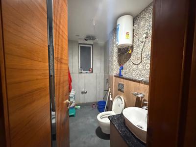 Image of 1650 Sq.ft 3 BHK Builder Floor for sale in Tilak Nagar, New Delhi for Rs. 23500000