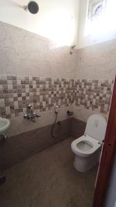 Bathroom Image of 1050 Sq.ft 2 BHK Independent House for rent in Sithalapakkam Chennai for Rs. 17000