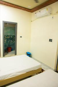 Bedroom Image of Ashoka home stay in Mathura Cantonment, Mathura