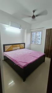 Bedroom Image of 890 Sq.ft 2 BHK Apartment / Flat for rent in Sethi Max Royal, Sector 76 Noida for Rs. 33000