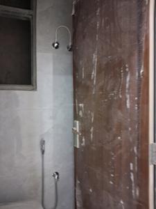 Common Bathroom Image of 625 Sq.ft 1 BHK Apartment / Flat for sale in GCM Gomati Apartment, Sector 49 Noida for Rs. 2700000