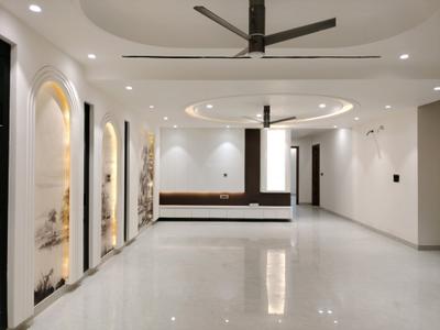 Living Room Image of 3150 Sq.ft 4 BHK Builder Floor for sale in Beautiful Homes Luxury Homes, Sector 85 Faridabad for Rs. 30000000