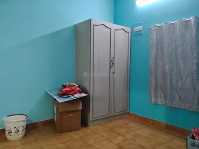 Bedroom Image of 900 Sq.ft 2 BHK Apartment / Flat for rent in Kodambakkam Chennai for Rs. 35000