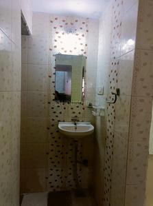 Bathroom Image of 565 Sq.ft 2 BHK Apartment / Flat for sale in Naranpura Ahmedabad for Rs. 5800000