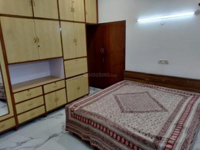 Bedroom Image of 1800 Sq.ft 3 BHK Builder Floor for rent in Kalkaji New Delhi for Rs. 99500