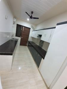 Kitchen Image of 2700 Sq.ft 3 BHK Builder Floor for rent in Sector 46 Gurgaon for Rs. 48000