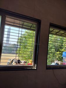 Bedroom Image of 600 Sq.ft 1 BHK Apartment / Flat for sale in Mayur Niwas CHS, Dadar East Mumbai for Rs. 28000000